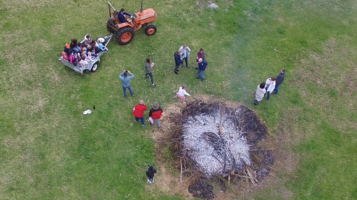 2016bonfire4.jpg